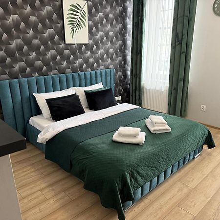 H-T-L Apartamenty Junior Nowa Sol Buitenkant foto