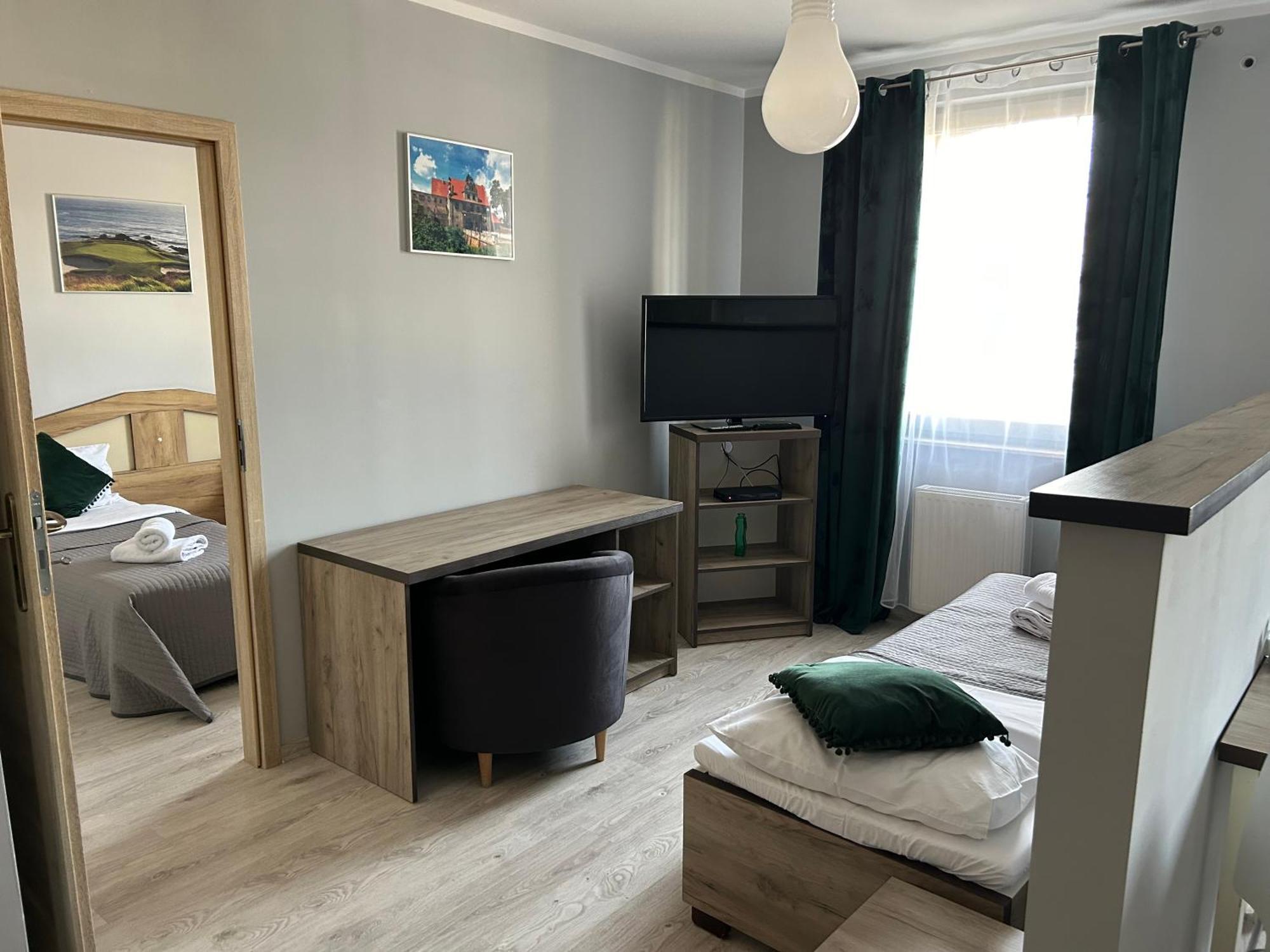 H-T-L Apartamenty Junior Nowa Sol Buitenkant foto