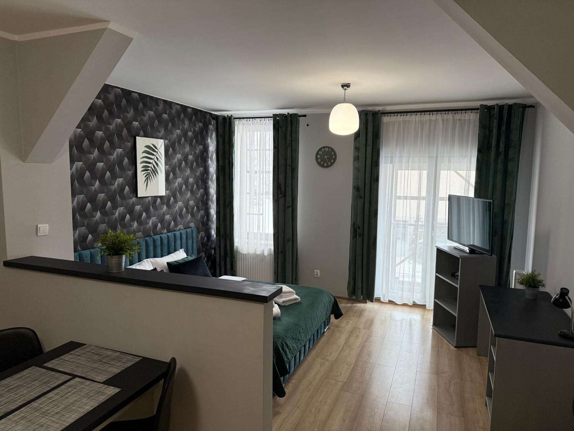 H-T-L Apartamenty Junior Nowa Sol Buitenkant foto