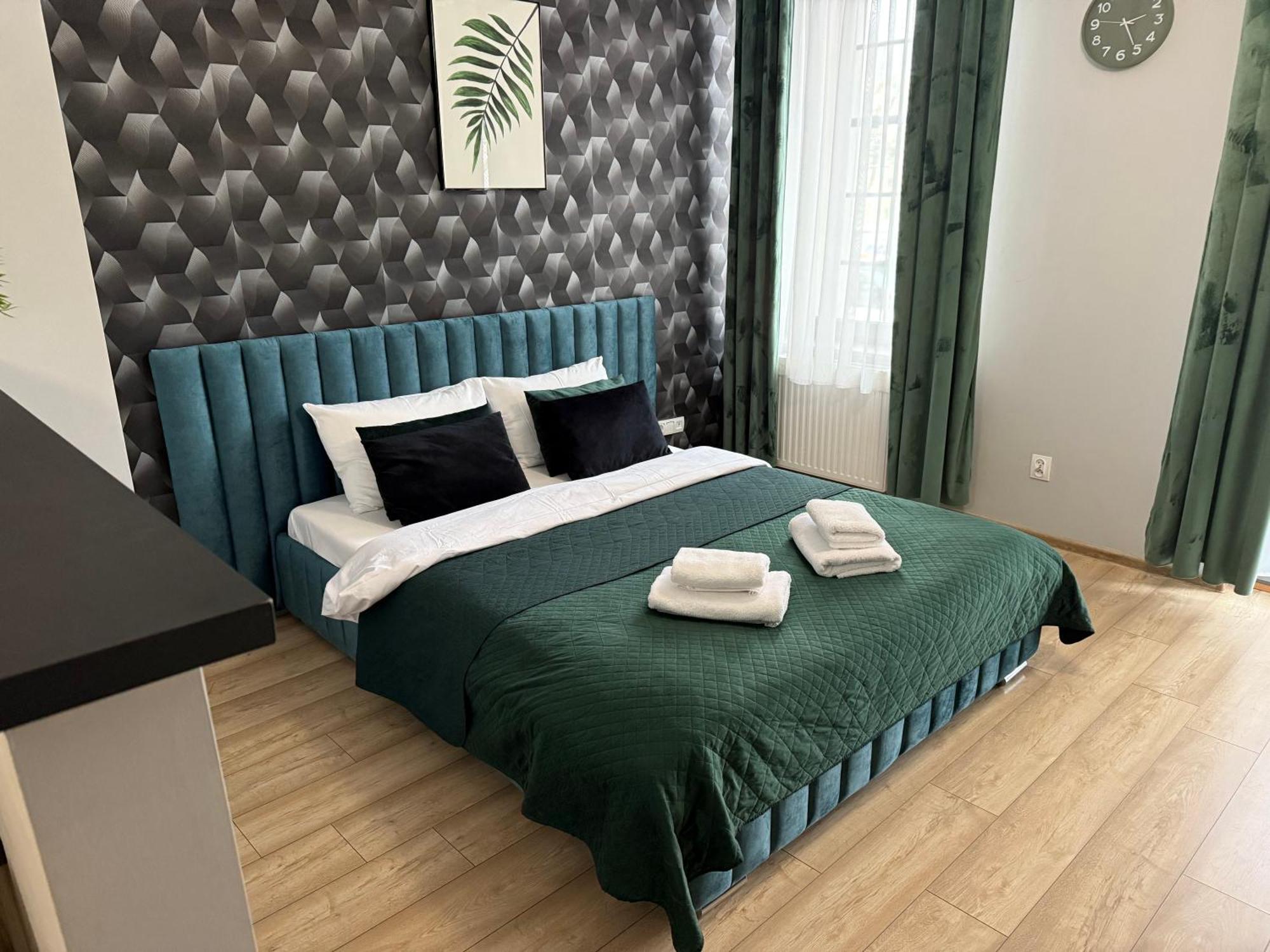 H-T-L Apartamenty Junior Nowa Sol Buitenkant foto
